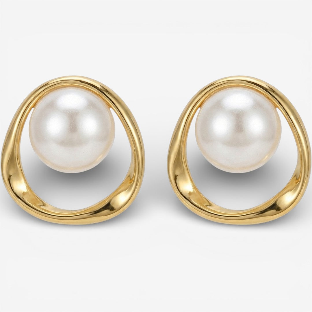 Classic Pearl Drop Earrings