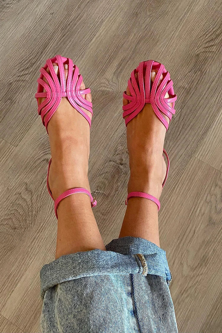 Paula | Elegant Golden Sandals