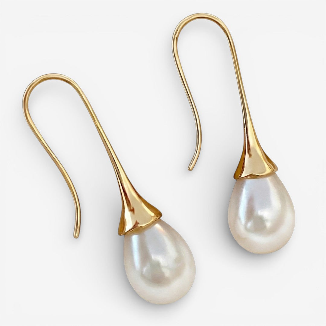 Helena Classic Pearl Earrings
