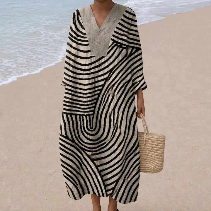 Lila - Flattering Printed Summer Dress