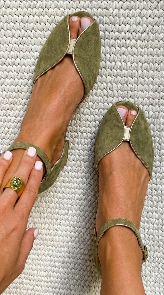 Anna | Chic Sage Green Sandals