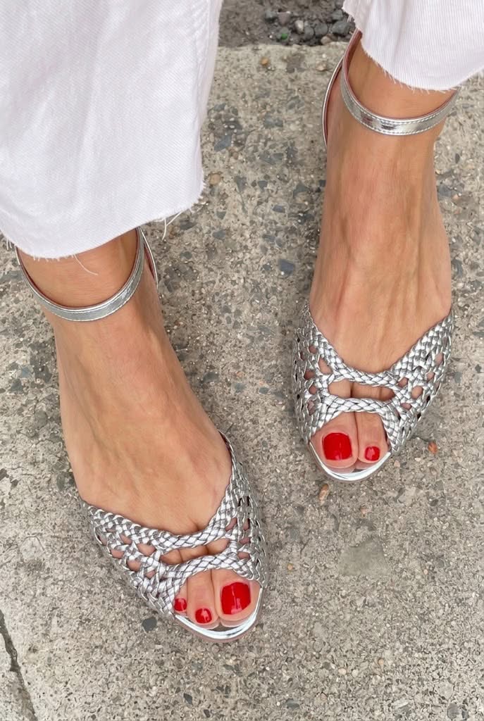 Leni | Gold Woven Sandals