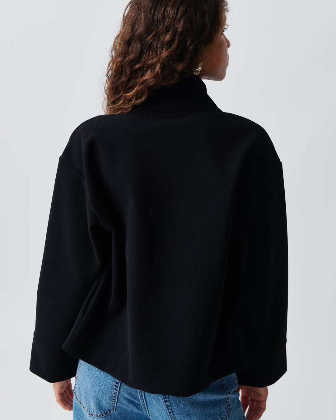 Camilla | High-Neck Button Jacket