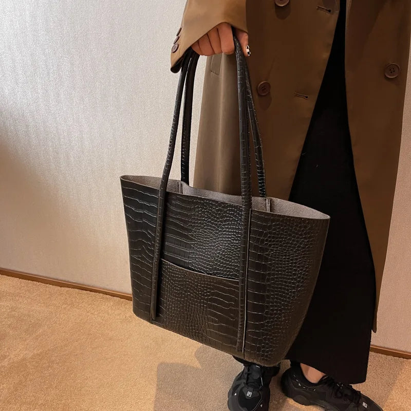 Paula | Elegant Shoulder Bag