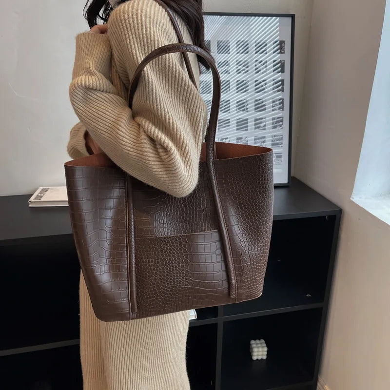 Paula | Elegant Shoulder Bag
