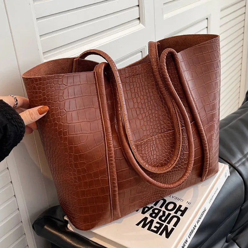 Paula | Elegant Shoulder Bag