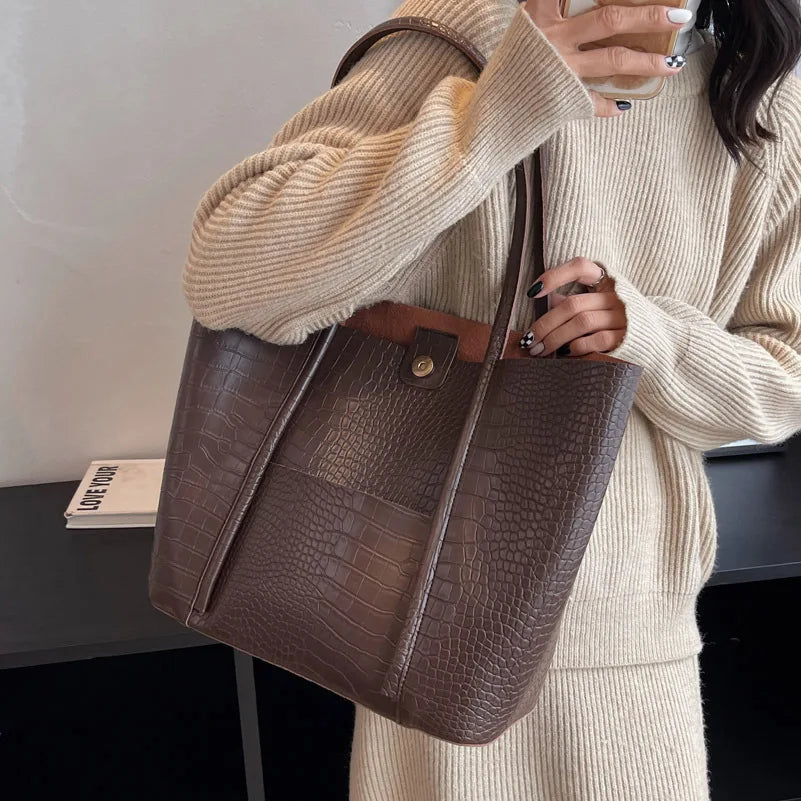 Paula | Elegant Shoulder Bag