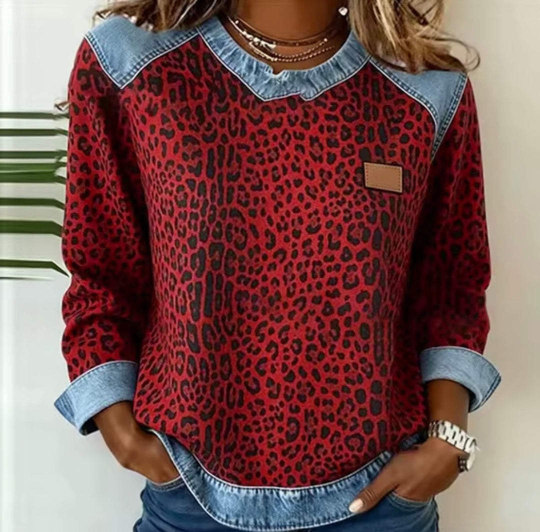 Margot Jumper with Leopard Print and Contrasting Collar - image 3