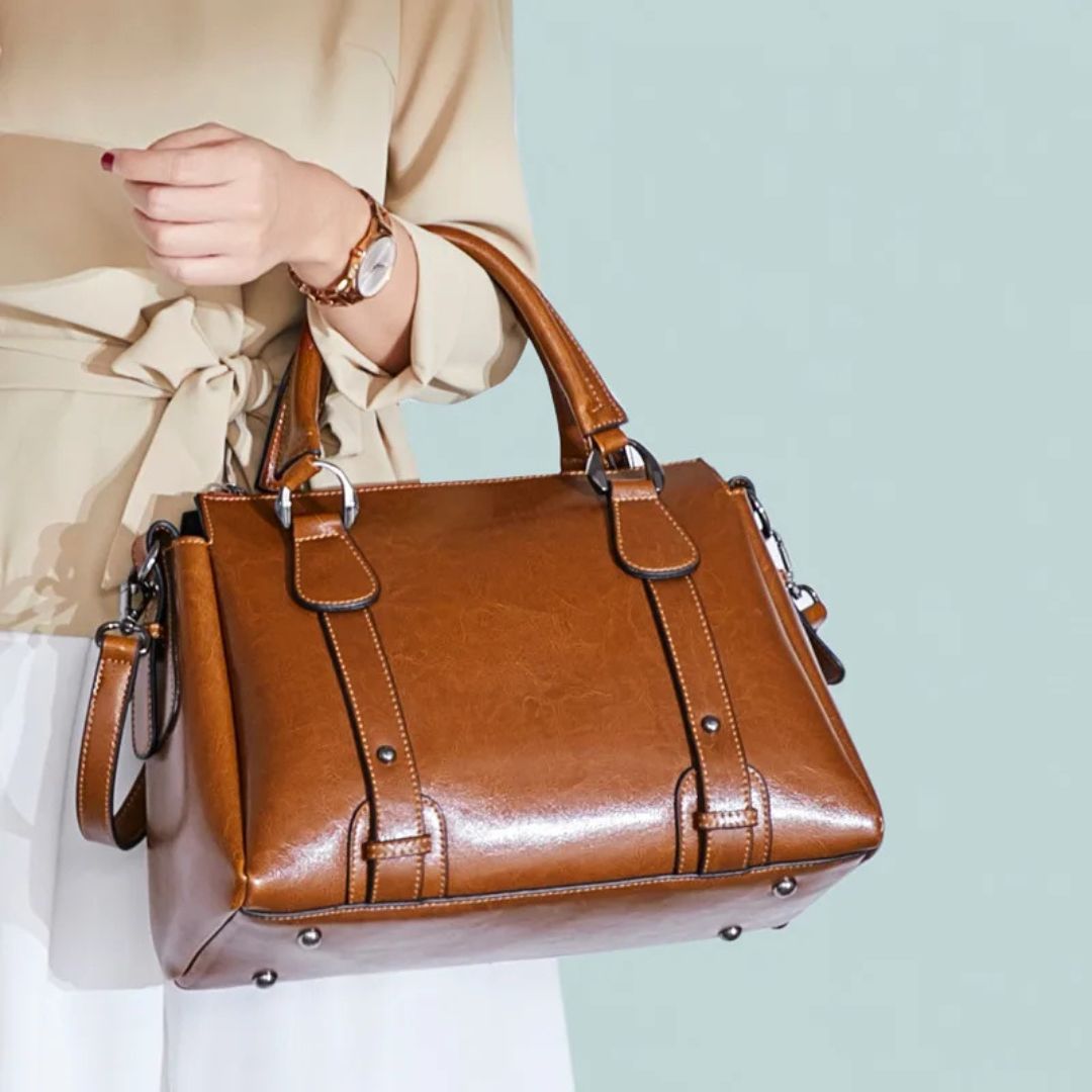 Ida | Glamorous Shiny Shoulder Bag