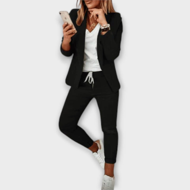 Wieke Elegant Blazer Set