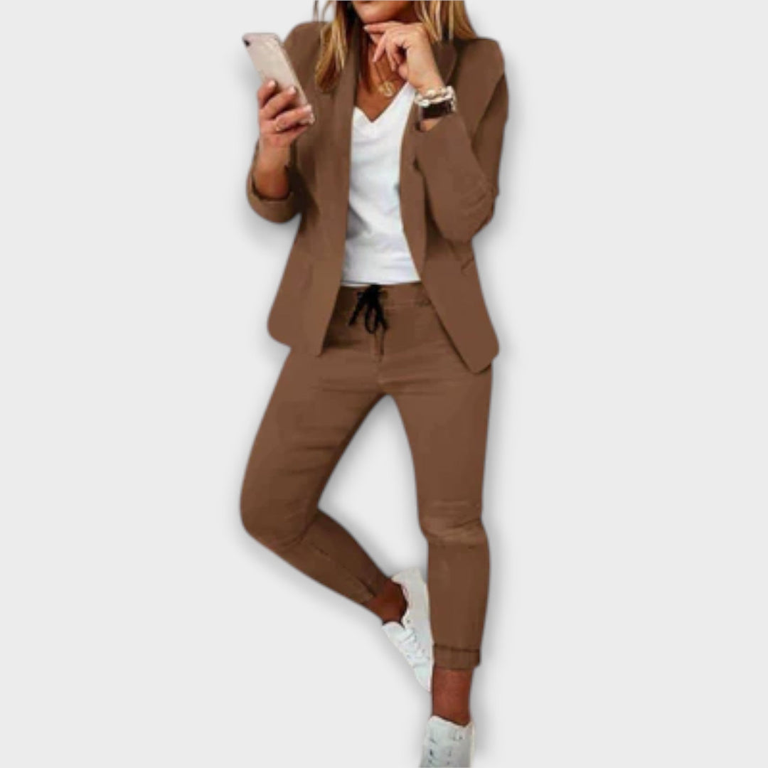 Wieke Elegant Blazer Set