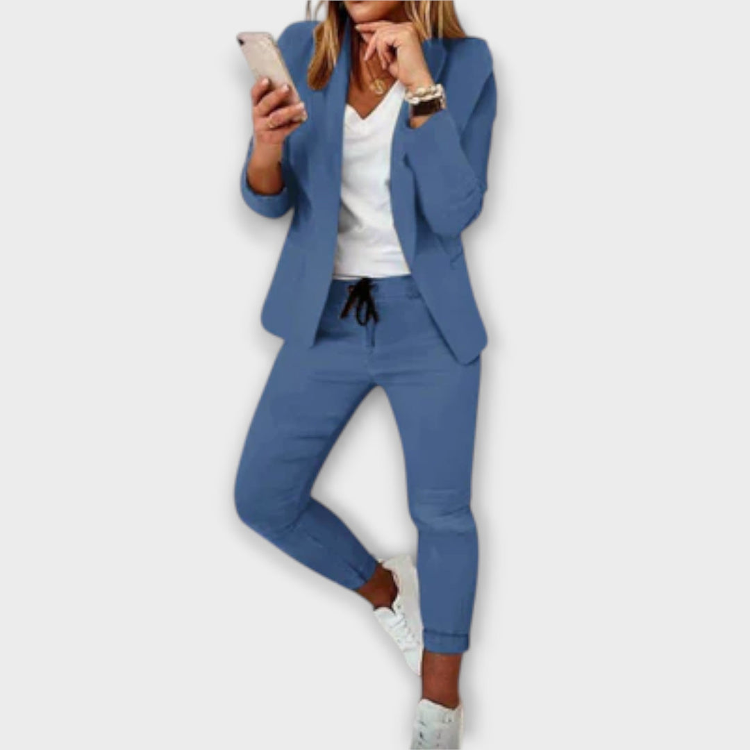 Wieke Elegant Blazer Set