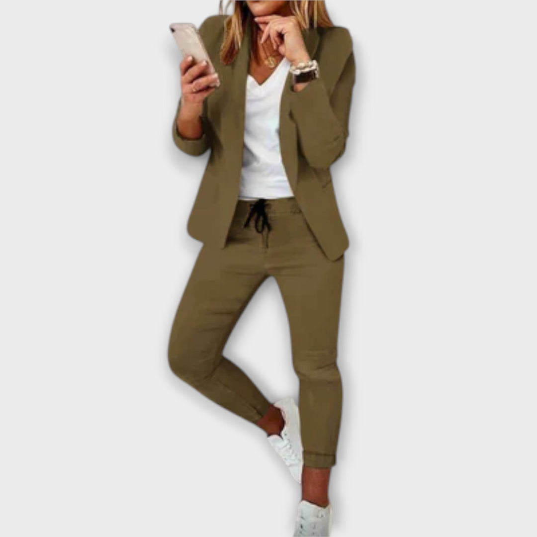 Wieke Elegant Blazer Set