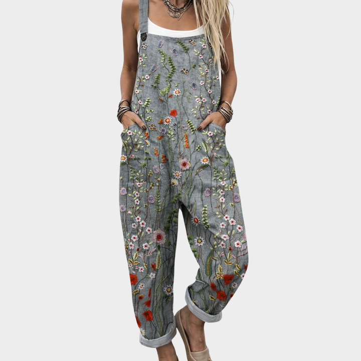 Hennie | Bohemian Wildflowers in a Radiant Finish
