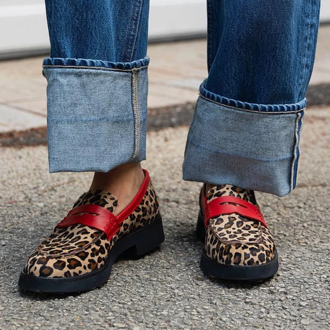 Roxie | Suede Loafers