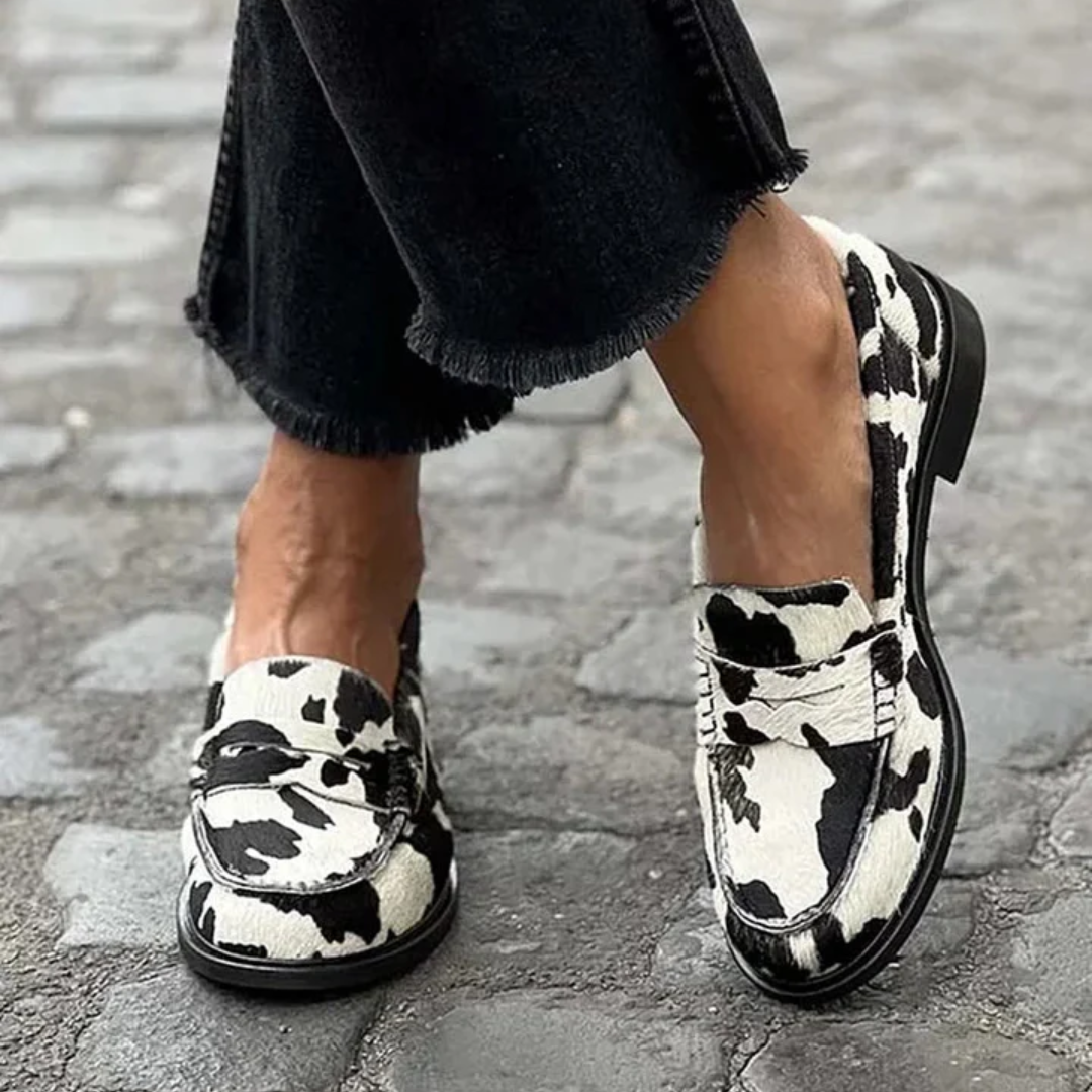 Claria | Chic Patterned Loafers