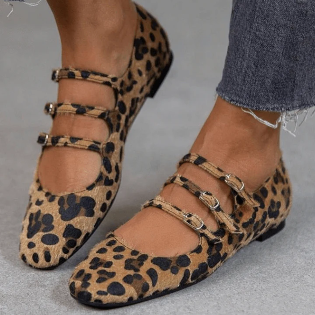 Angelie | Shoes with Leopard Print
