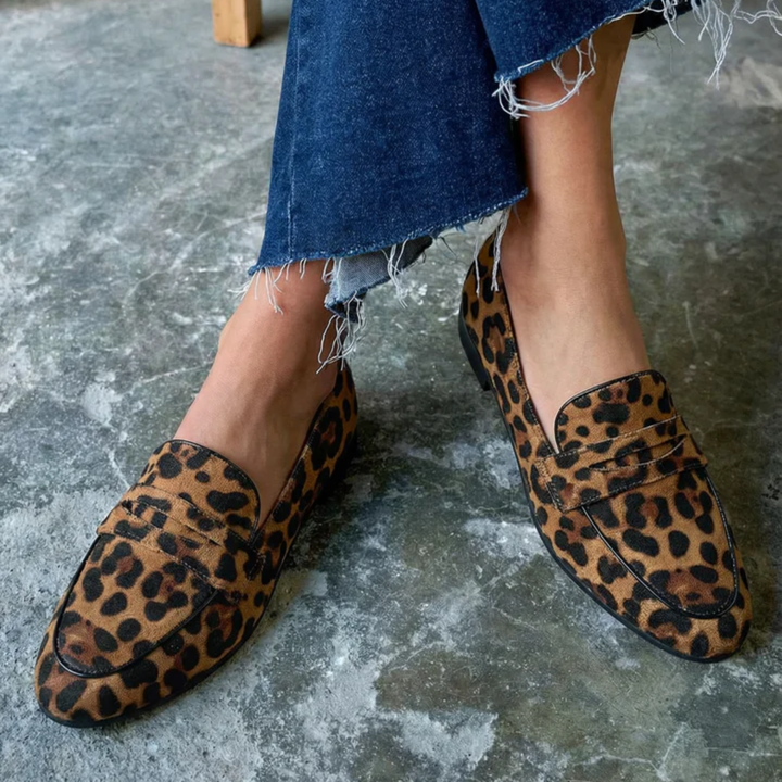 Azariah | Bold Leopard-Print Shoes