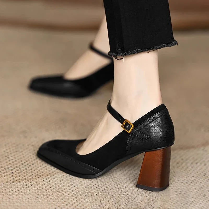Charlotte – Timeless Classic Court Heels