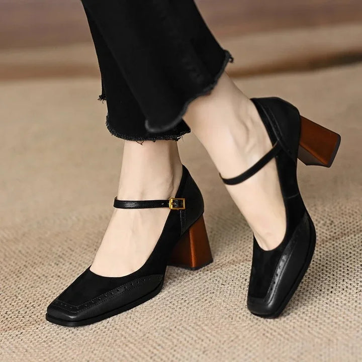Charlotte – Timeless Classic Court Heels