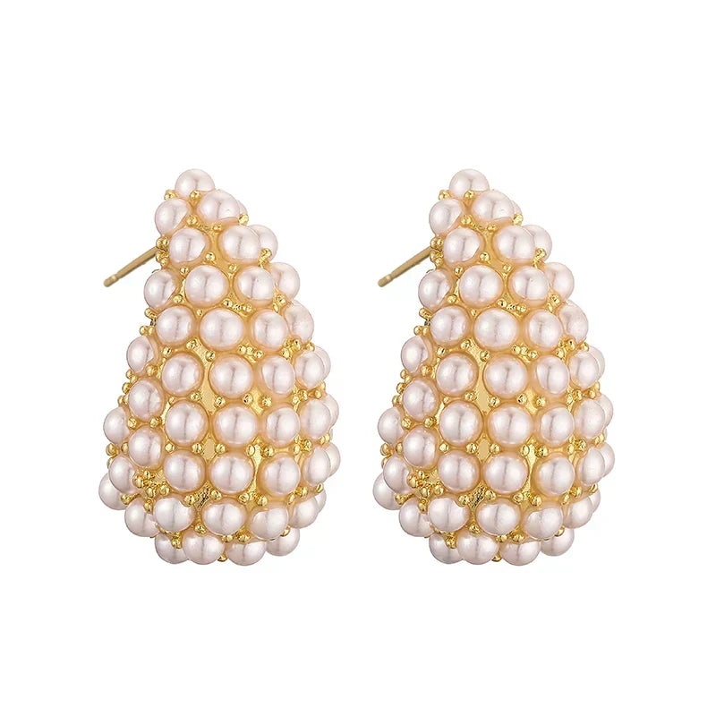 Timeless Pearl Earrings