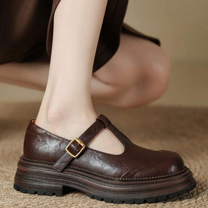 Luisa – Classic T-Bar Vintage Shoes