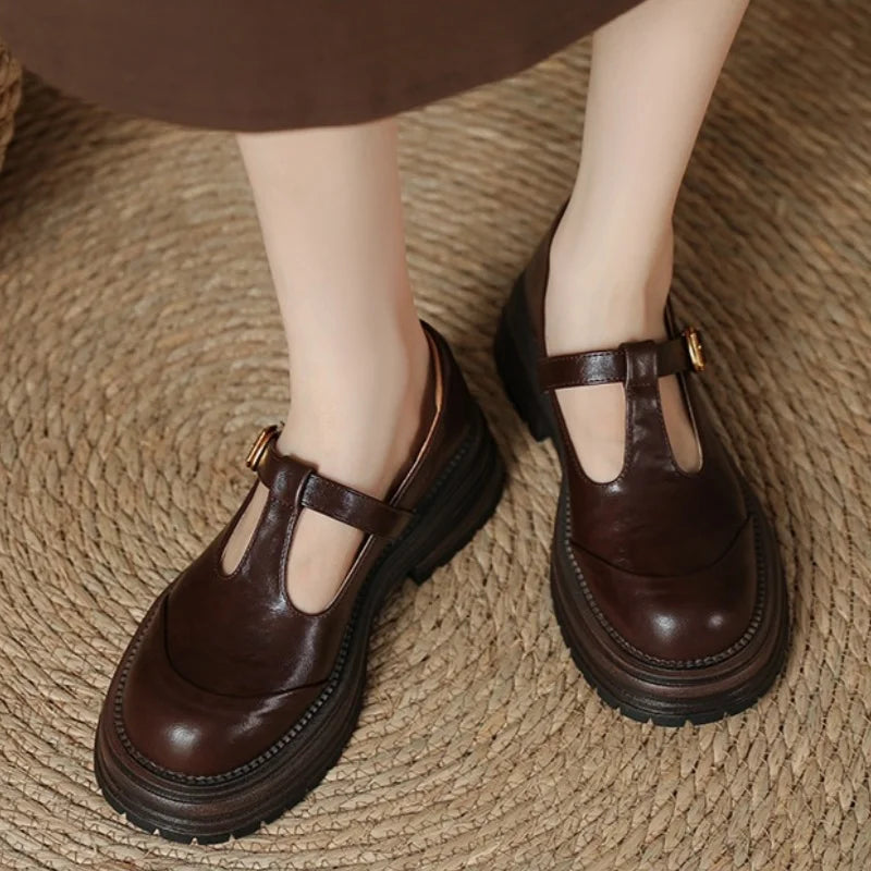 Luisa – Classic T-Bar Vintage Shoes