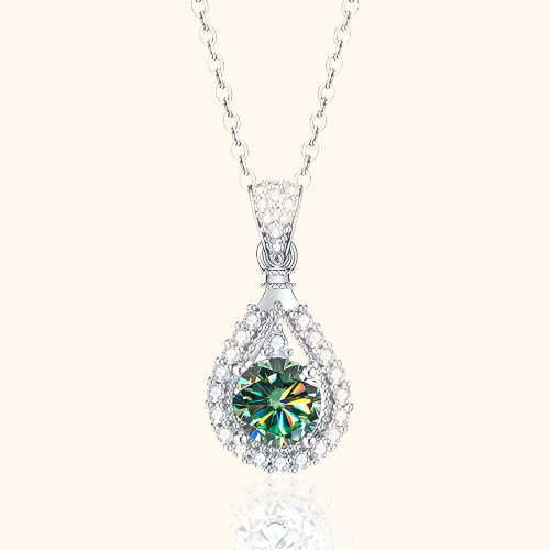 Alindra Voselle White Gold Necklace