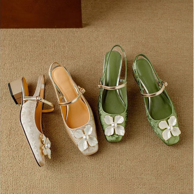 Mathilde – Stylish Women's Shoes Featuring Floral Accents