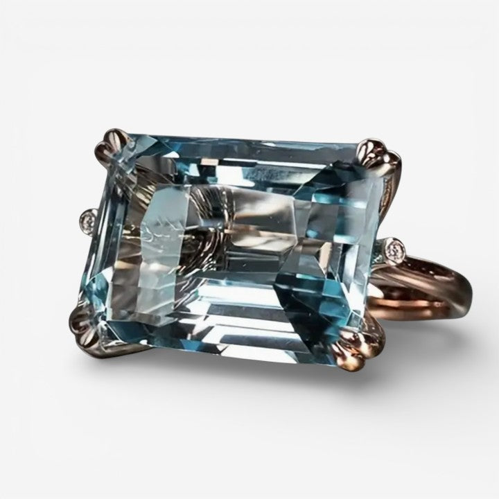Classic Blue Zirconia Vintage Ring