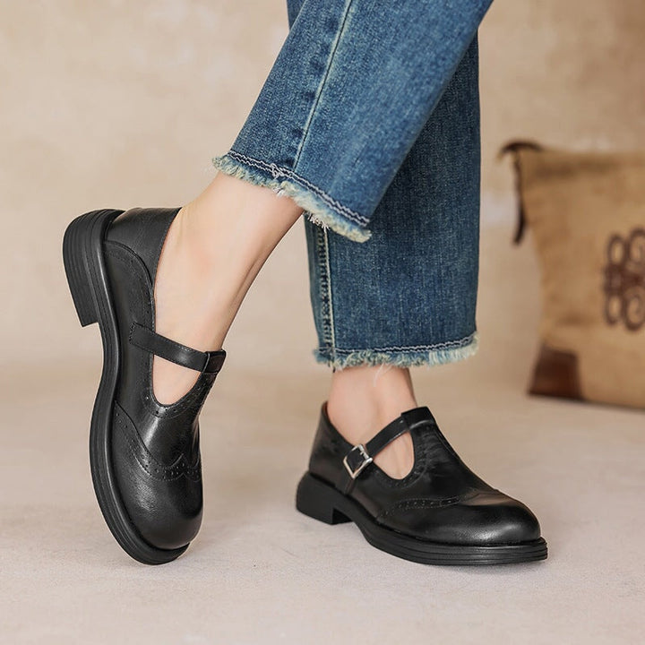 Clara – Chic Mary Jane Footwear